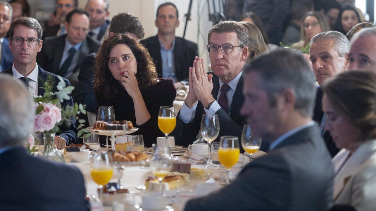 Díaz Ayuso carga contra la inacción del Ministerio de Sanidad y critica que ahora venga con "ocurrencias" para "demostrar quién manda"