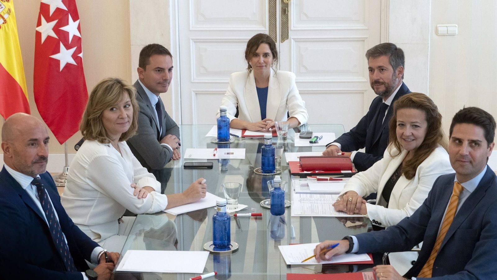 Díaz Ayuso convoca una ronda de reuniones con los portavoces parlamentarios