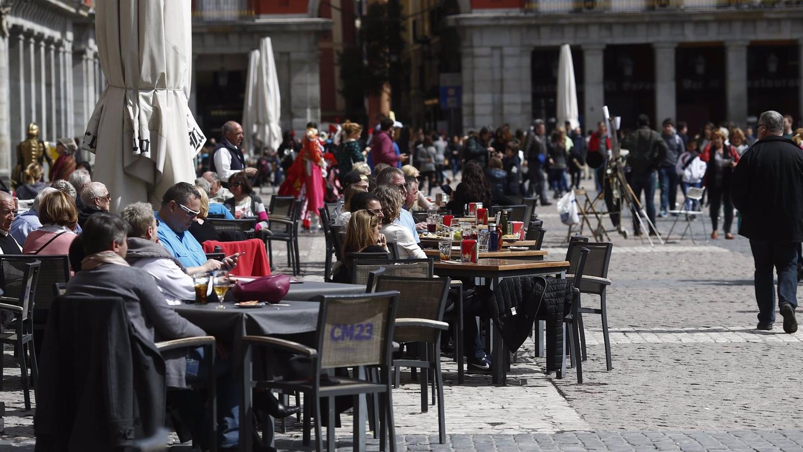 El turismo dejó cerca de 2.200 millones en la hostelería madrileña durante 2023