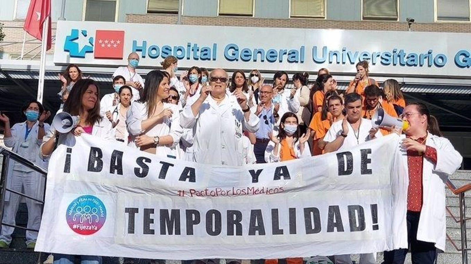 Médicos no fijos censuran el plan de estabilización del Sermas