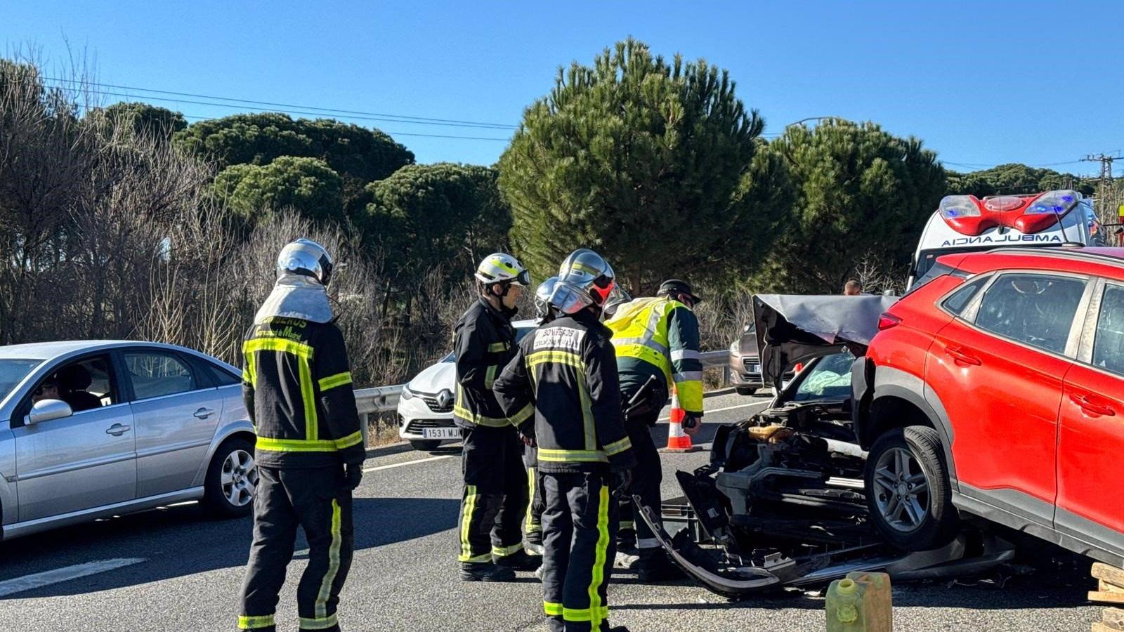 Un accidente múltiple provoca nueve kilómetros de retención en la A-5 a la altura de Navalcarnero