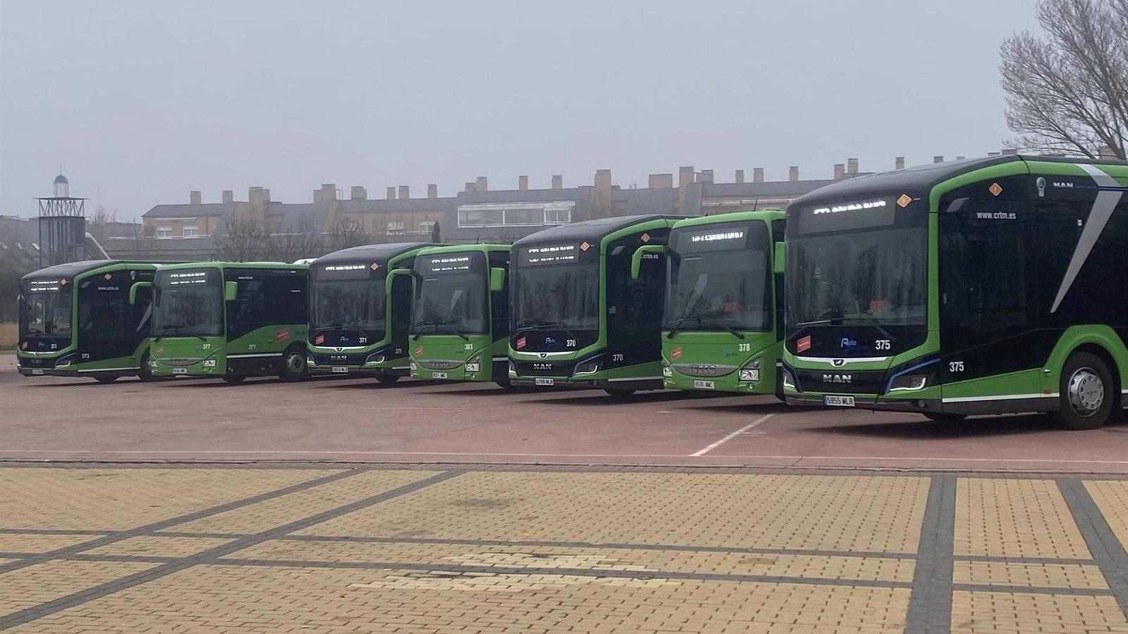 La Comunidad incorporó 322 autocares impulsados por energías limpias en 2023