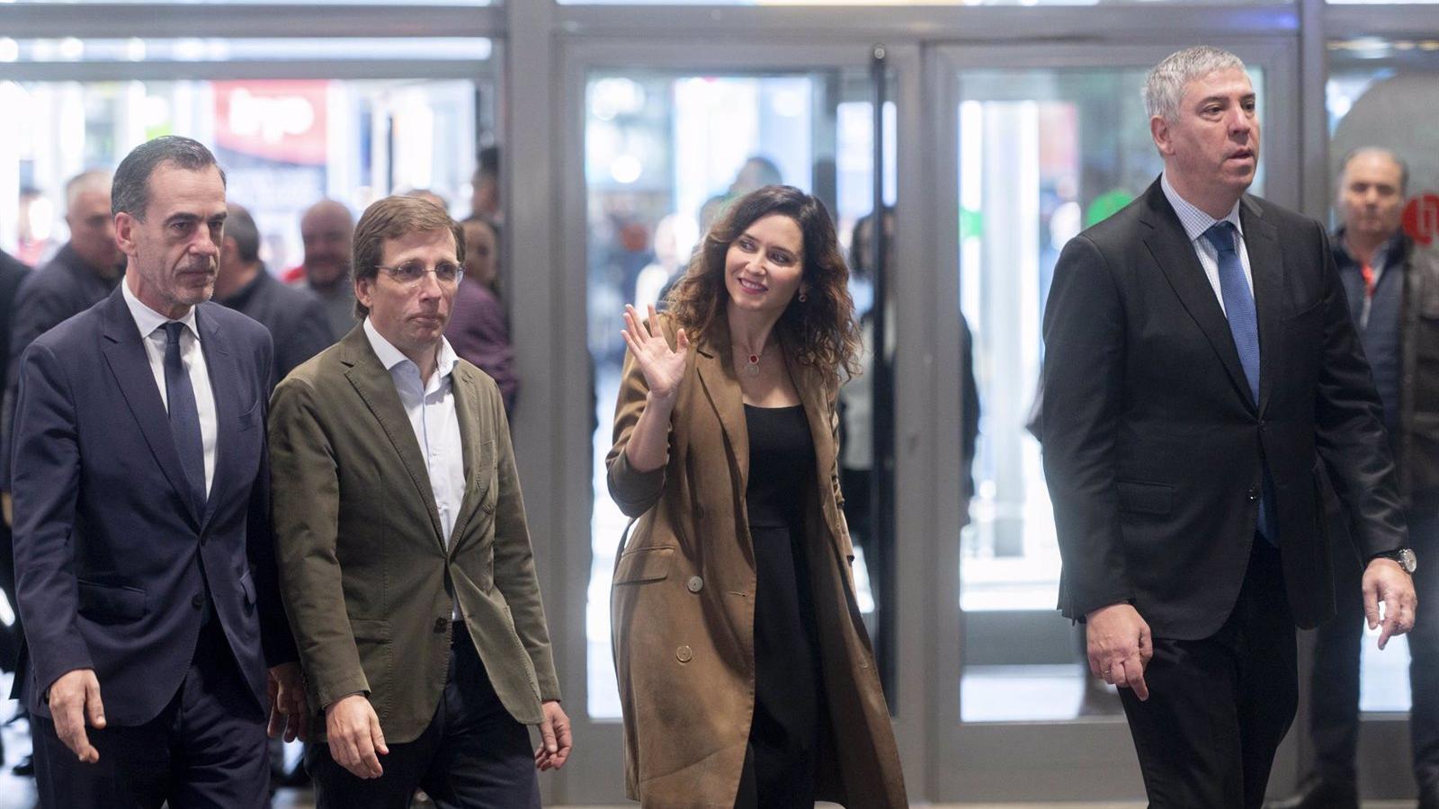 Díaz Ayuso celebra la inversión de 2.400 millones para Barajas y ofrece la "plena colaboración" de la Comunidad