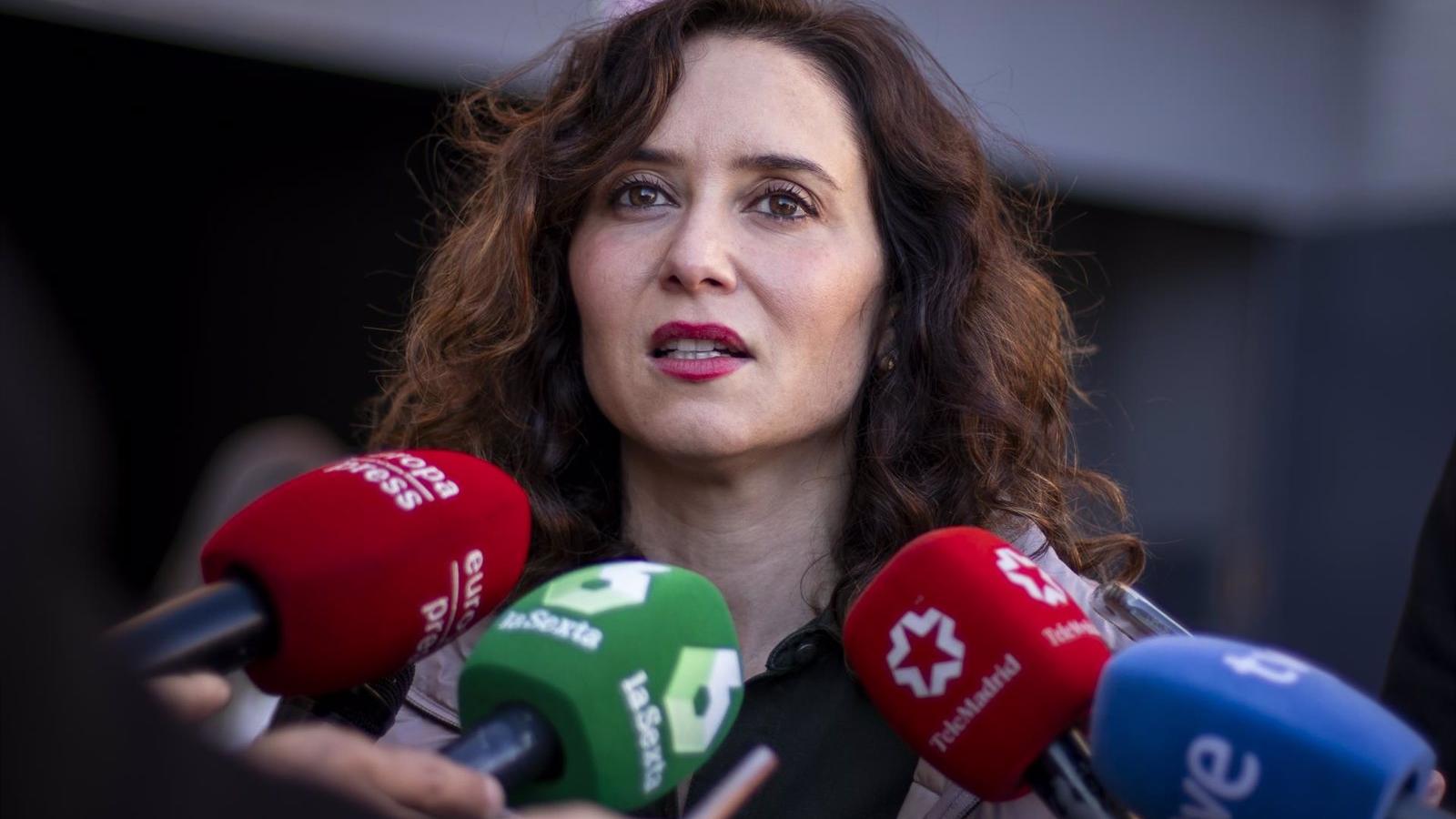 Díaz Ayuso cree que PP debe seguir "contra viento y marea" clamando contra la amnistía y demostrando que son "alternativa"