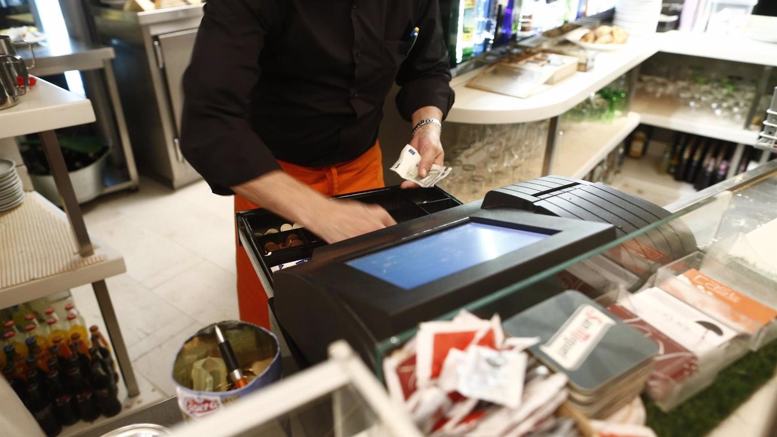 Autónomos madrileños reclaman a la Seguridad Social 5,2 millones de euros de fondos por cuotas de formación