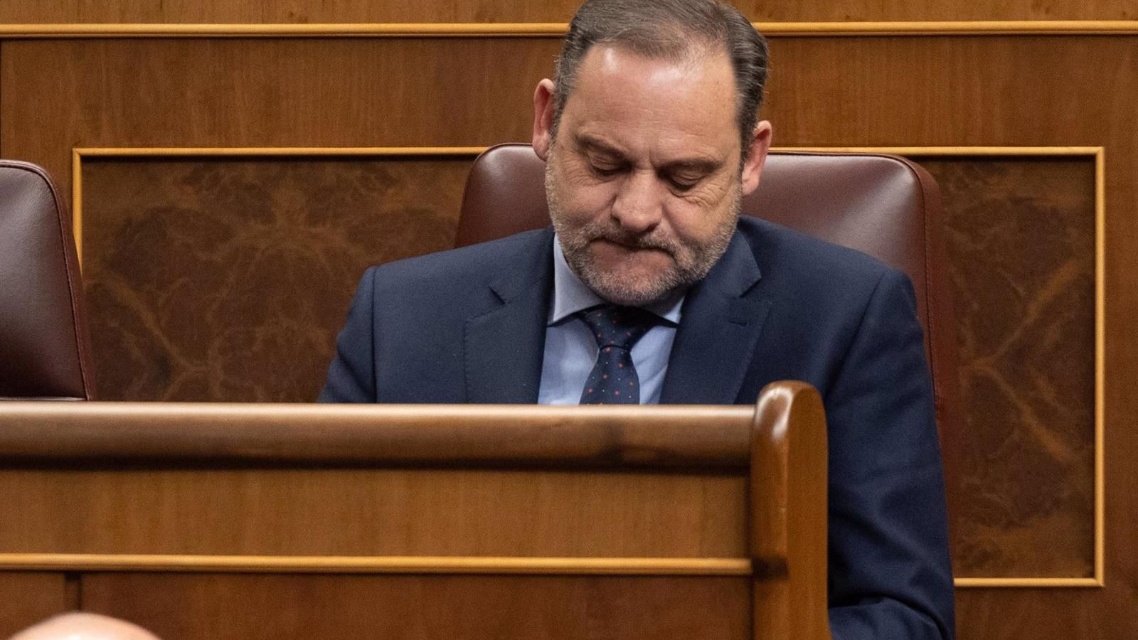 Anticorrupción solicita al Supremo que investigue a Ábalos por posibles delitos de cohecho, tráfico de influencias y organización criminal