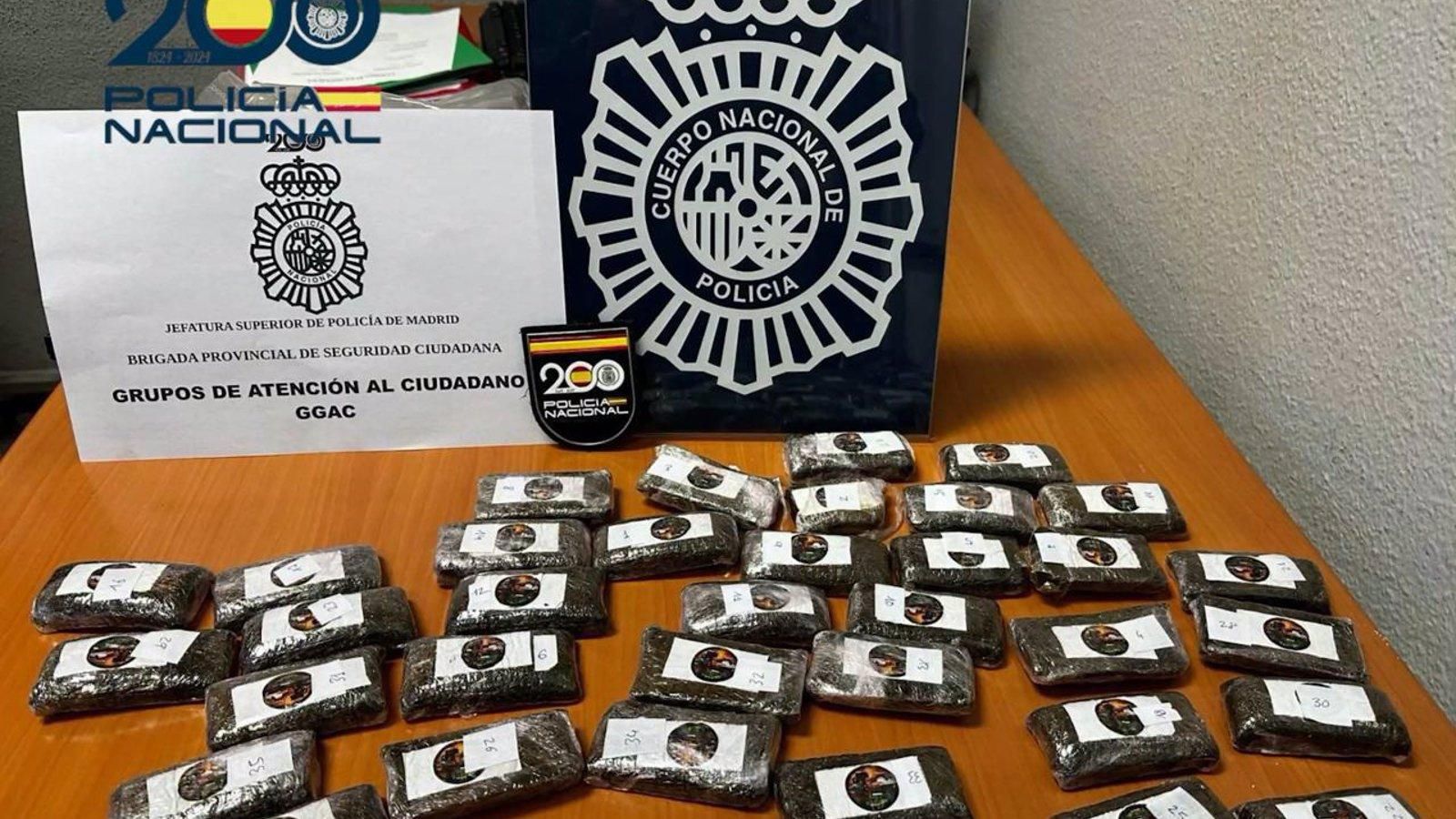  Detenido un padre y su hija con más de 30 paquetes de hachís