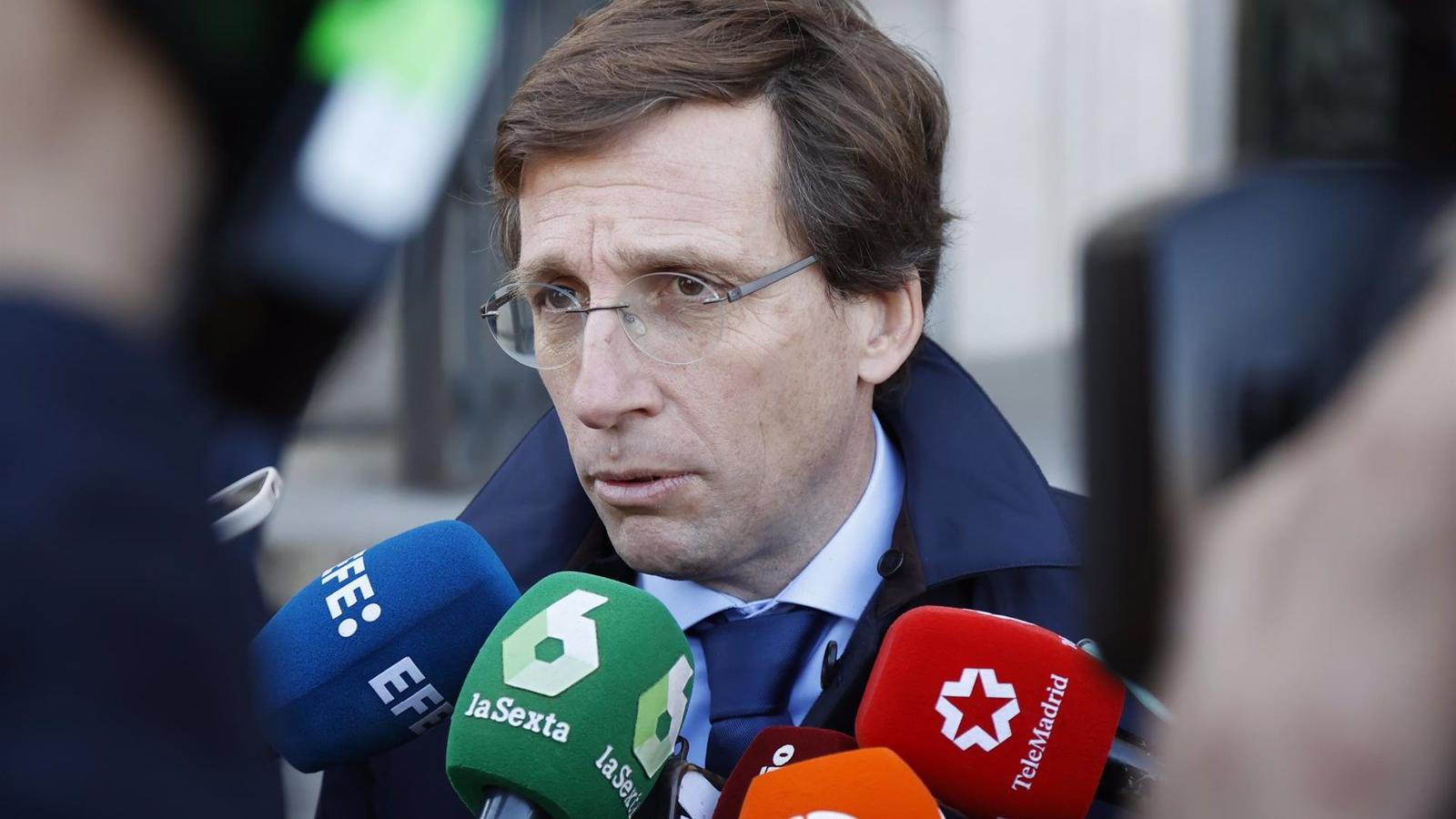 Martínez-Almeida ve en el caso de la pareja de Ayuso un "intento de desviar atención" por parte del Gobierno 