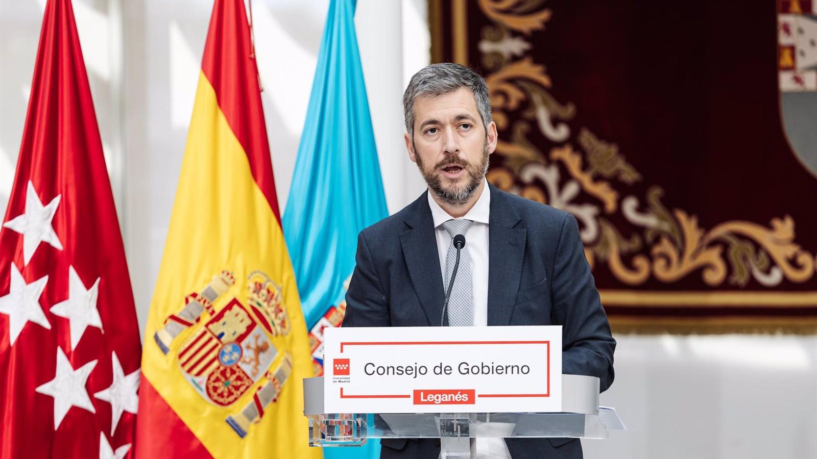 La Comunidad lamenta el rechazo a su ley de nombramiento de jueces y ve un intento del Gobierno de Sánchez de "poner sus manos sobre la Justicia"