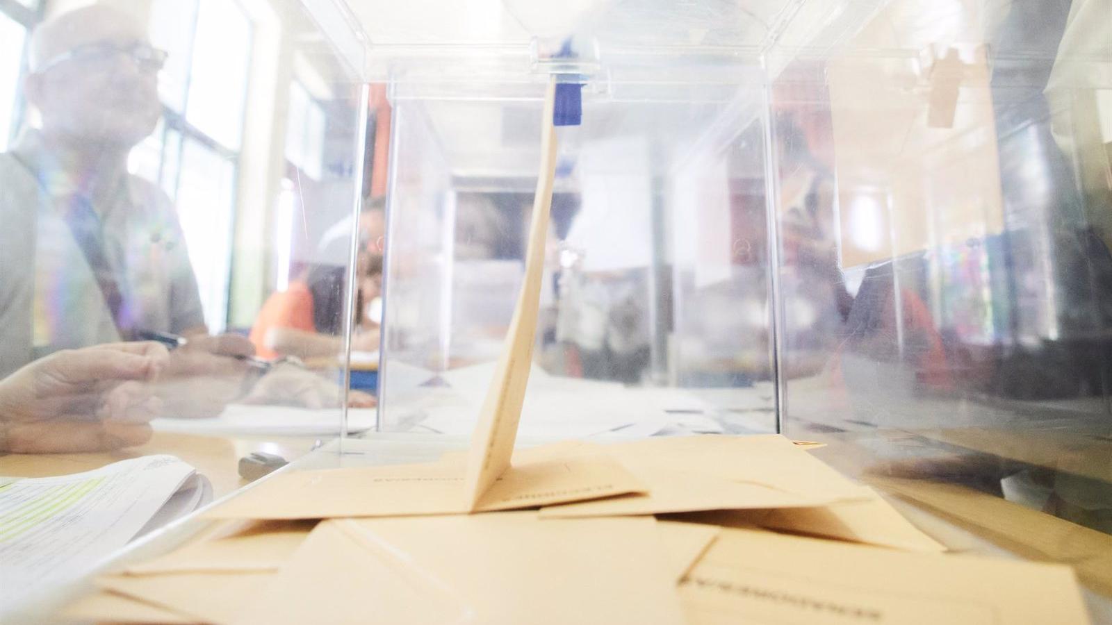 Vox propone reformar la ley electoral para que los votos por correo se cuenten por separado y evitar posibles fraudes