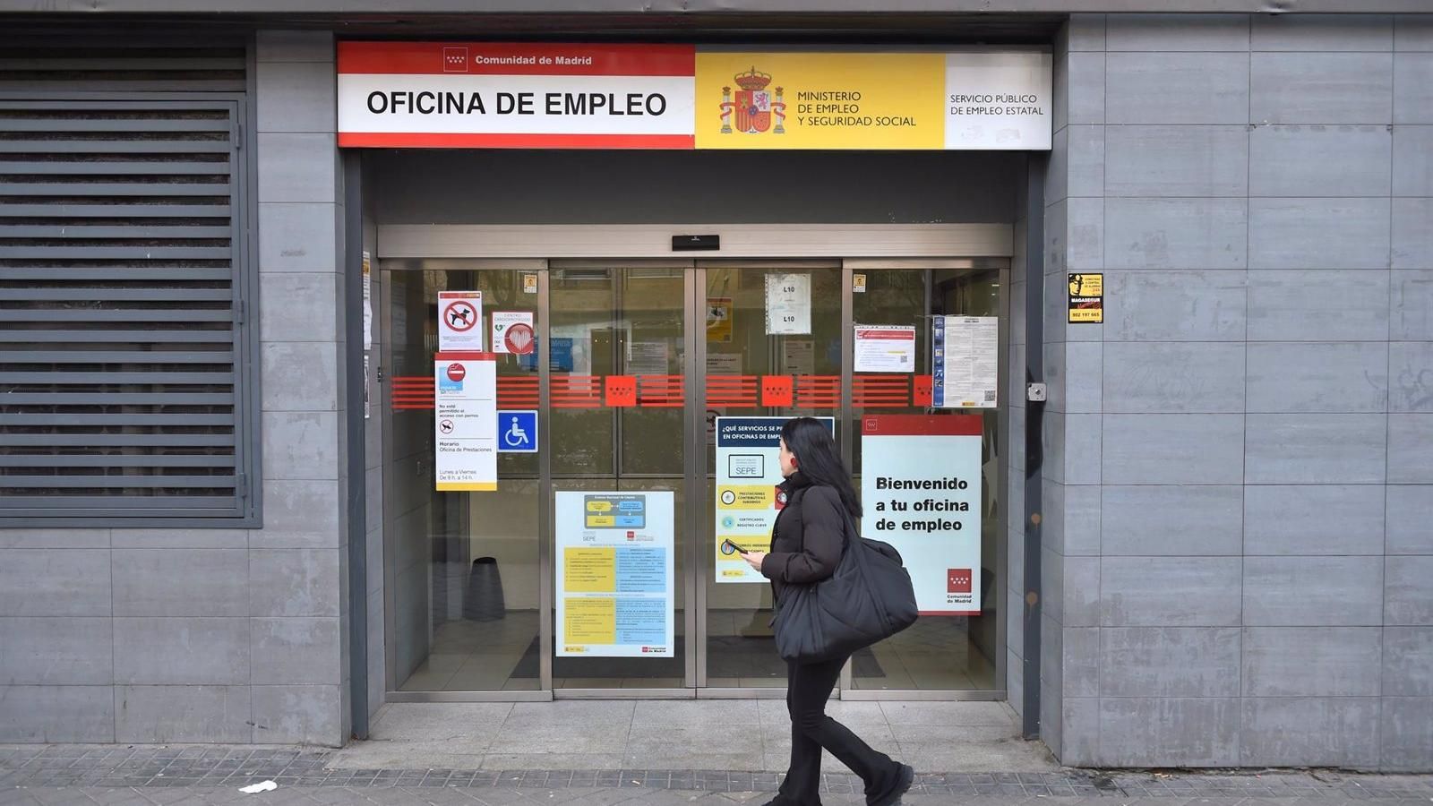 El paro sube en 701 personas en marzo en la región hasta los 306.677 desempleados