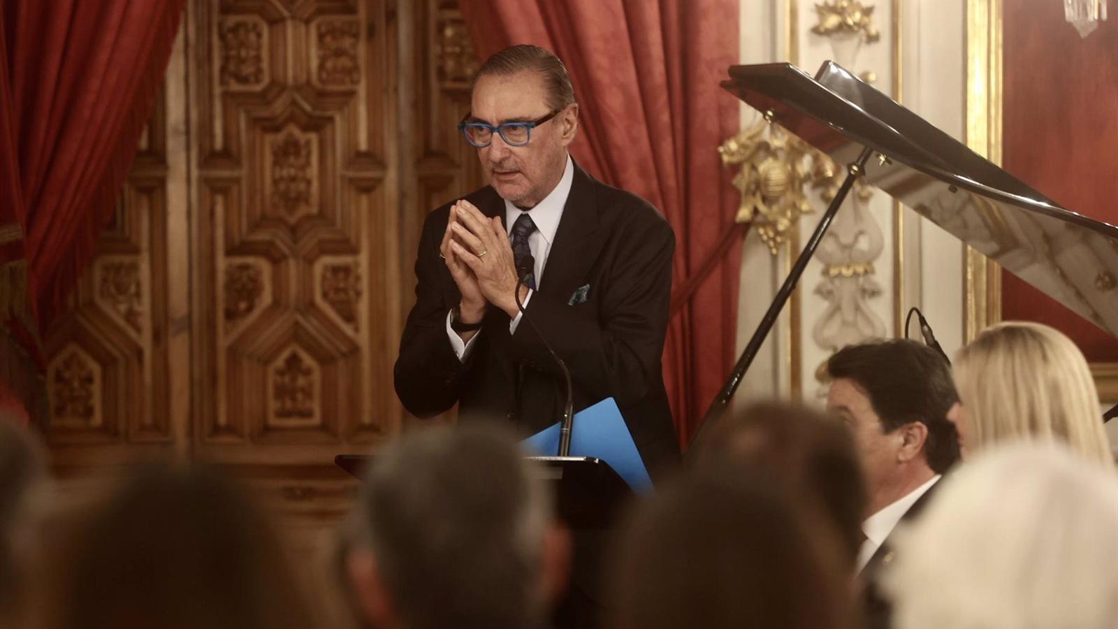  Carlos Herrera se presentará a las elecciones de la RFEF &quot;para limpiar&quot; y &quot;regenerar&quot;
