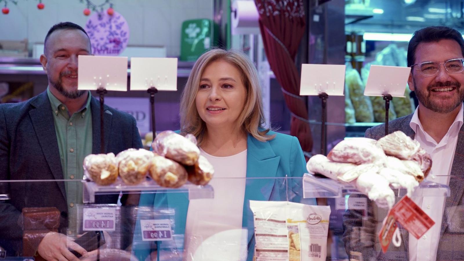 El Ayuntamiento destaca sus ayudas para potenciar y modernizar los mercados municipales por valor de 6,2 millones