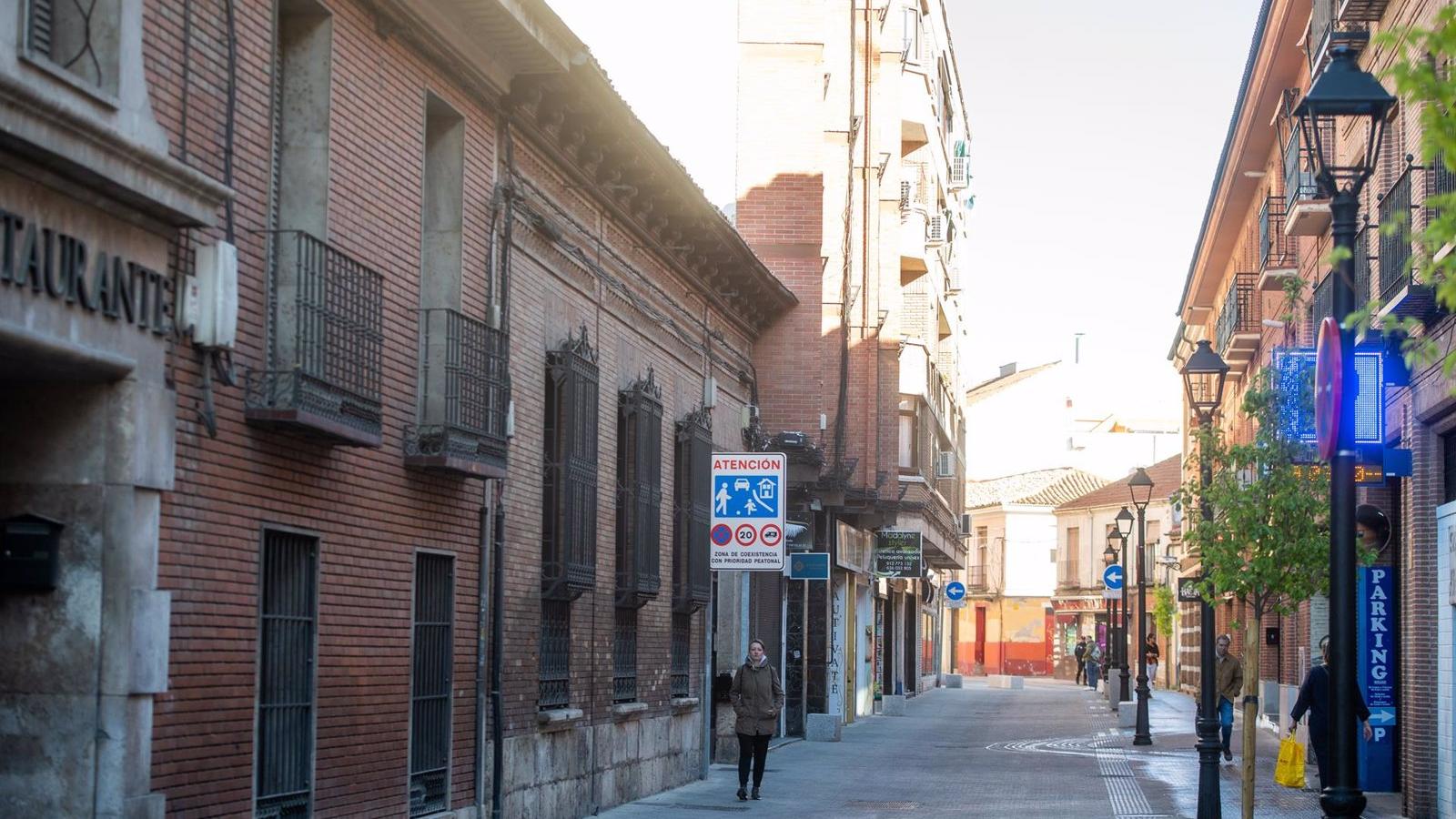 El Ayuntamiento de Alcalá culmina la remodelación del eje Talamanca y Ángel