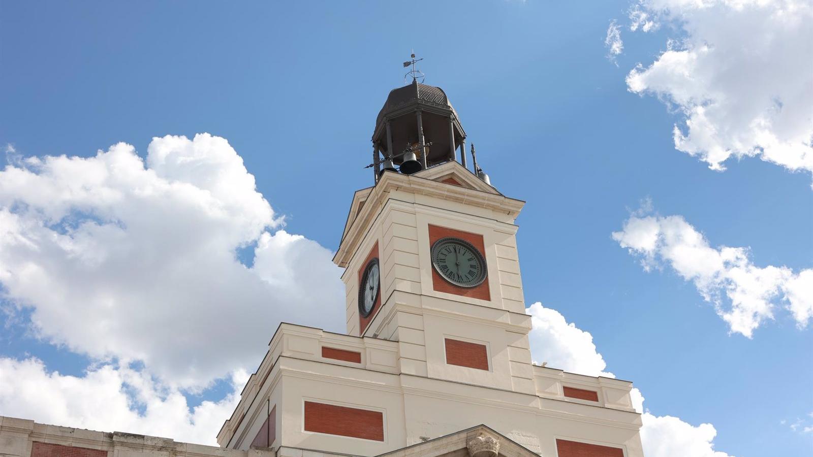 Impuestos en Madrid: 22 bajadas y ahorro de 74.883 millones para los madrileños