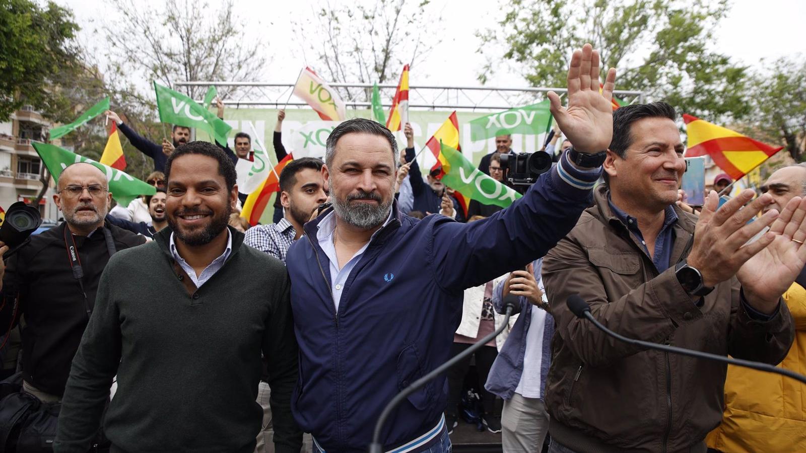 Abascal exige elecciones ante la "victimización" de Sánchez