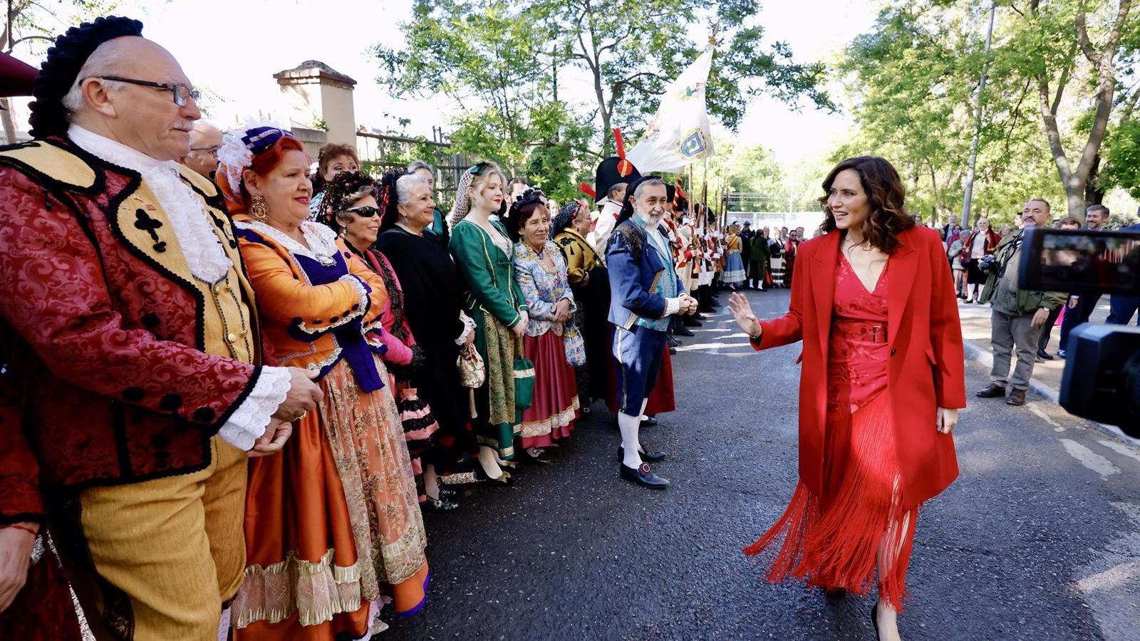Ayuso preside la ofrenda floral a los Héroes del 2 de Mayo en la Florida