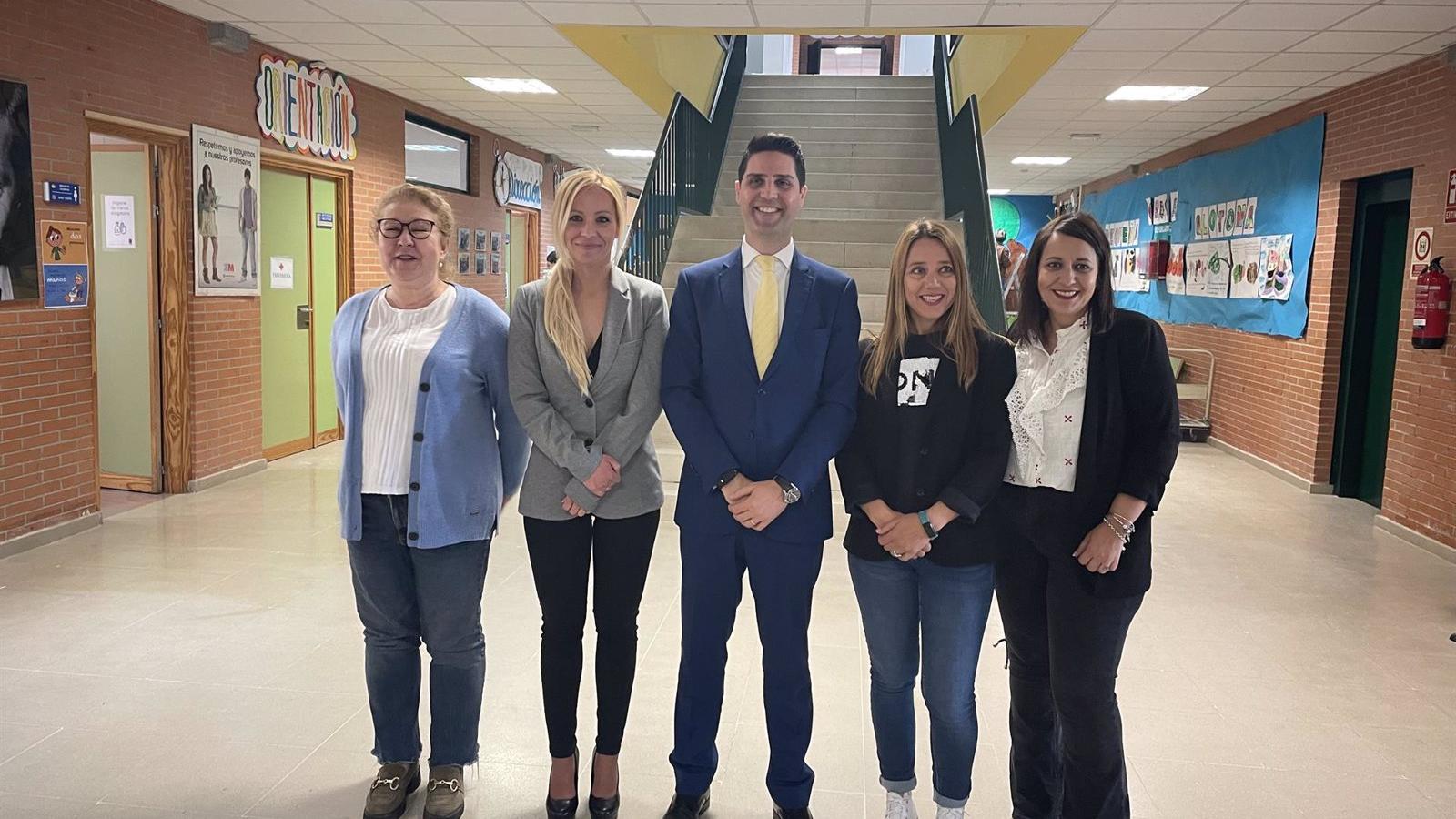 La Comunidad convocará a los rectores para asegurar la neutralidad política en las aulas