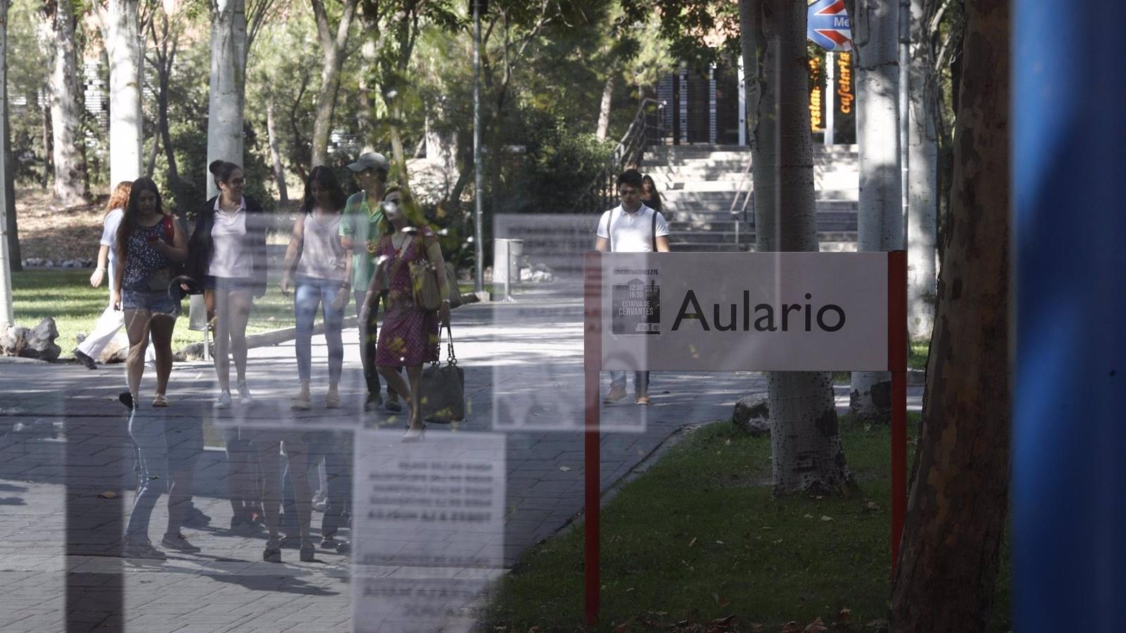 Movilización en la URJC por la no renovación de contratos de profesores visitantes