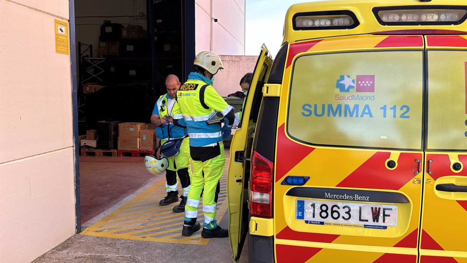 Fallece un trabajador tras caer de una nave en Boadilla del Monte