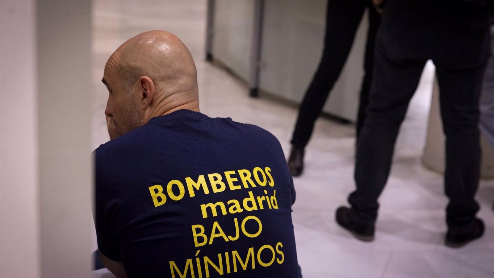 Los bomberos de la capital exigen la actualización del convenio y denuncian déficit de plantilla