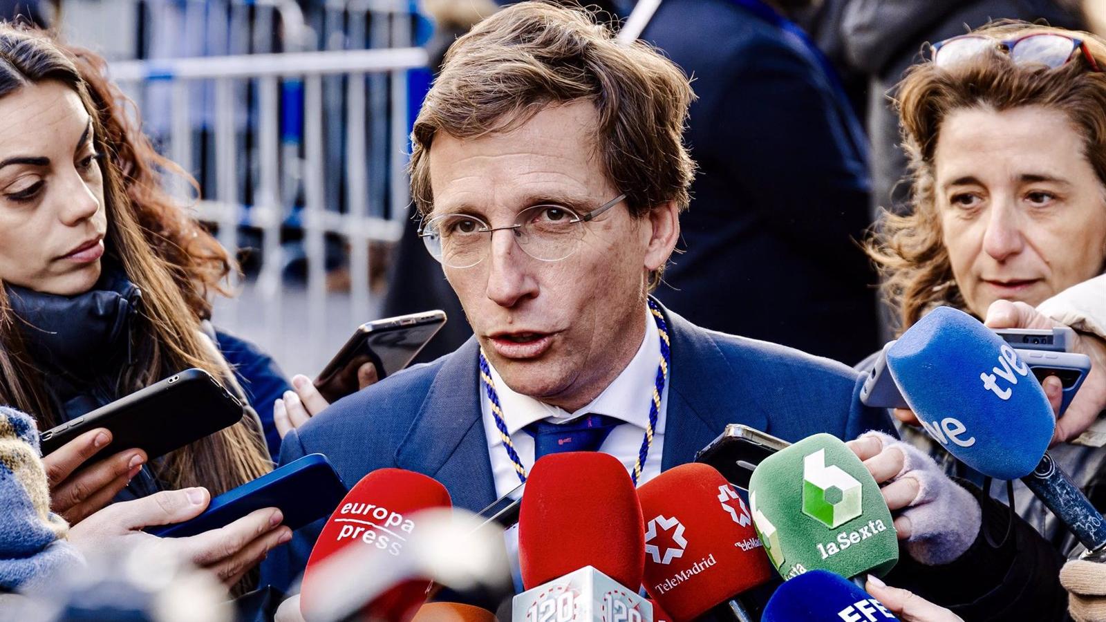 Almeida exige disculpas a Maroto por equiparar al Ayuntamiento con agresores de violencia machista