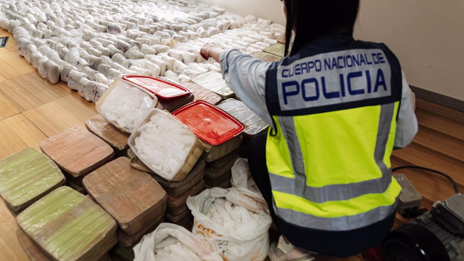 Una incautación de 1.800 kilos de metanfetamina impide al cartel de Sinaloa usar España como punto de distribución
