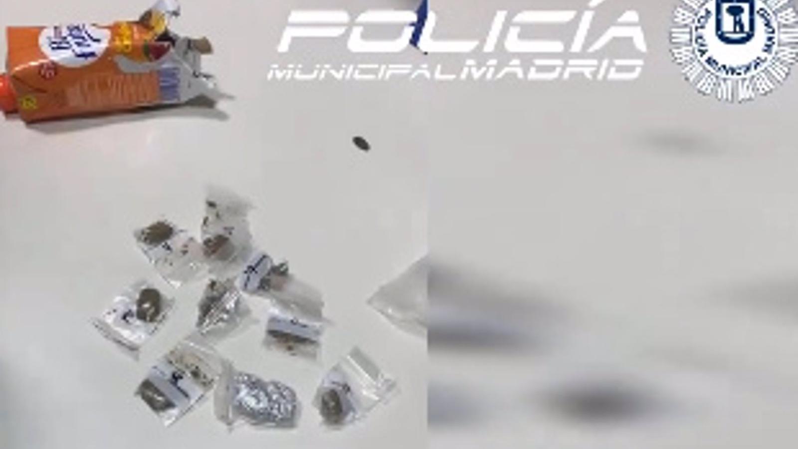 Detienen a un hombre con hachís escondido en un envase de zumo en Ciudad Lineal