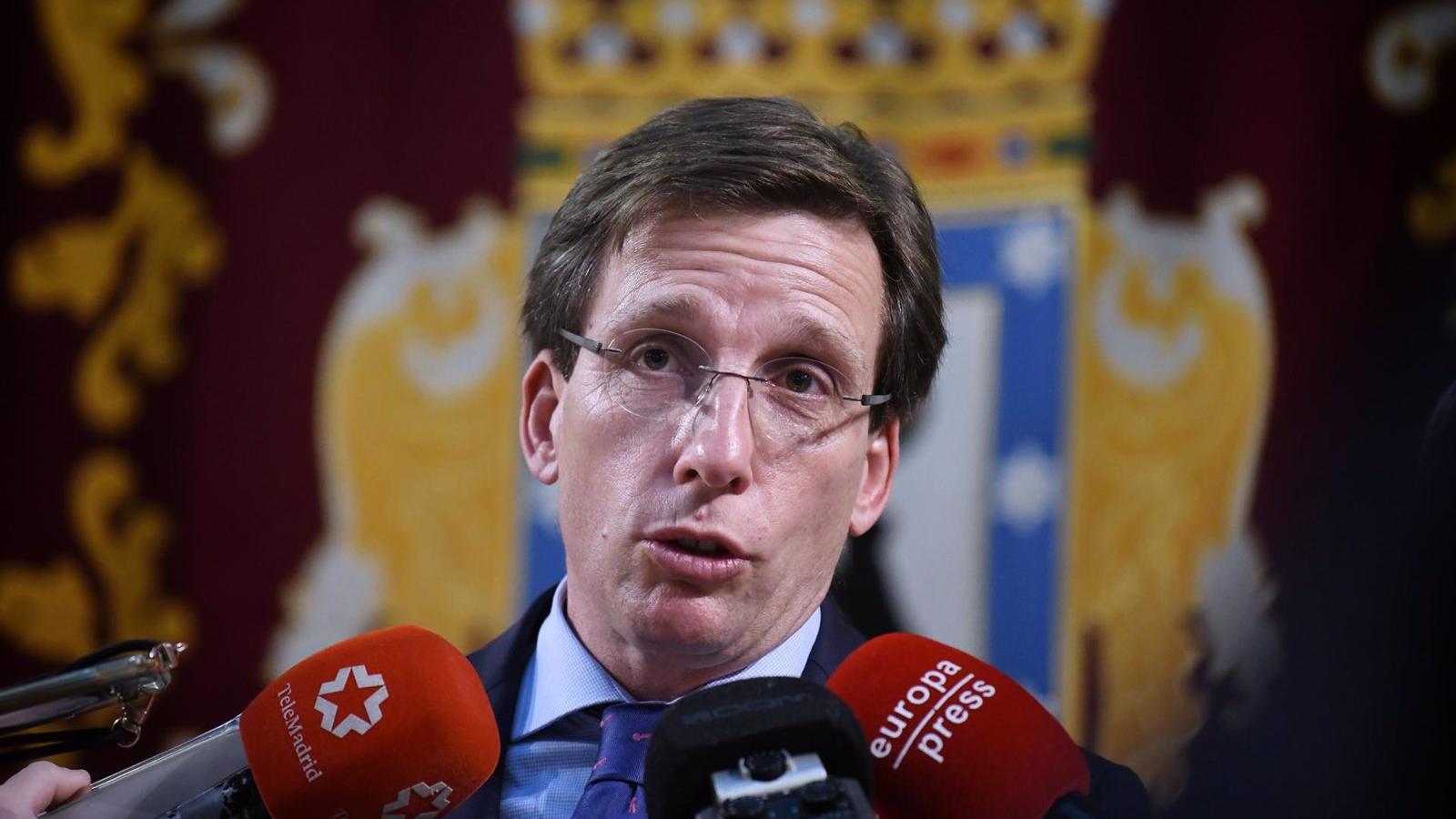 Almeida agradece a la ministra Rodríguez su colaboración en la Operación Campamento