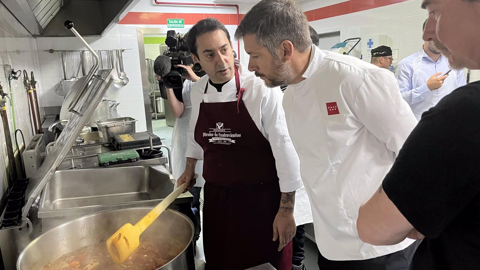 La Comunidad de Madrid impulsa la reinserción de menores infractores con talleres formativos