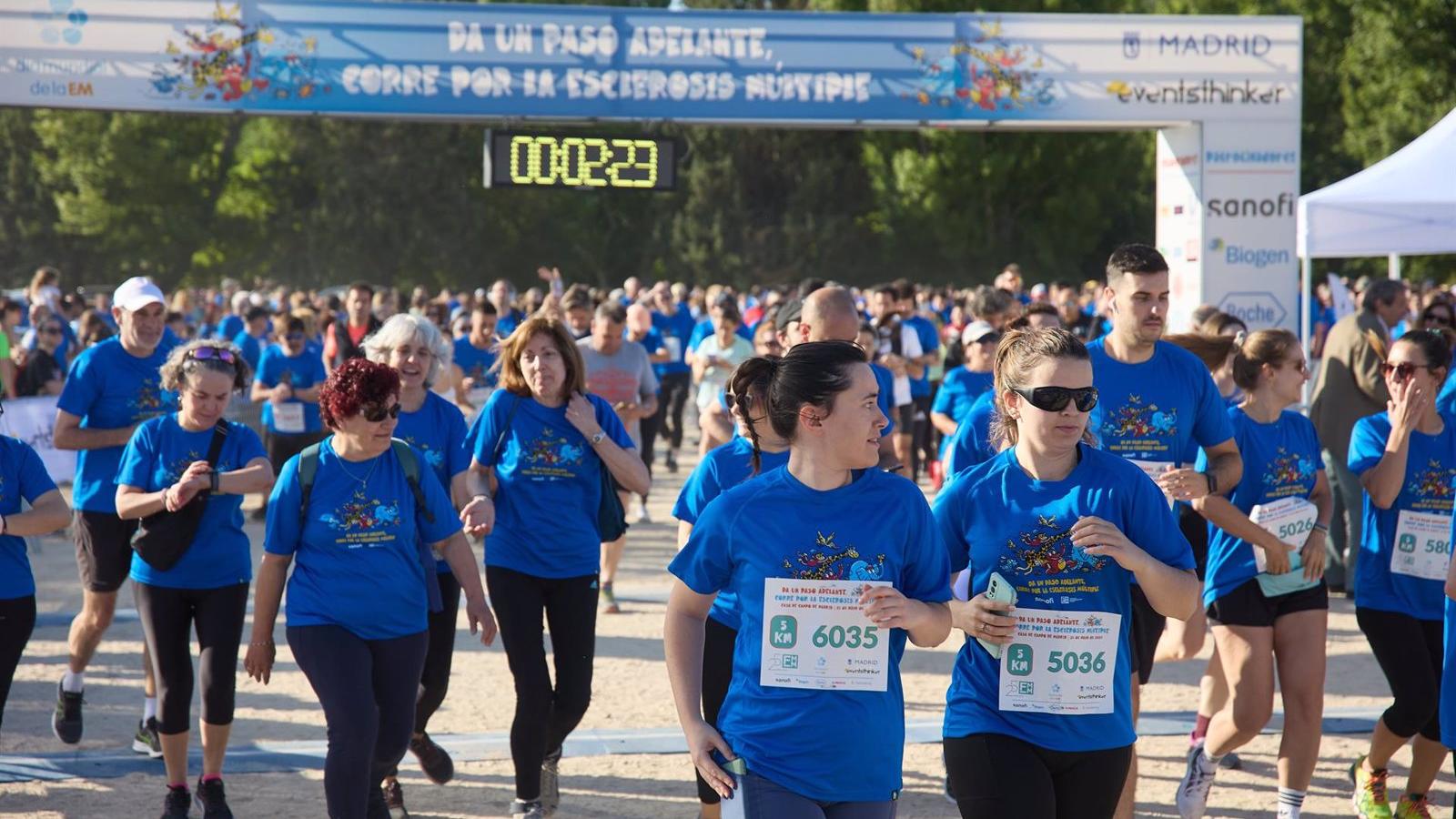  Más de 3.000 personas recorren la Casa de Campo en apoyo a la esclerosis múltiple