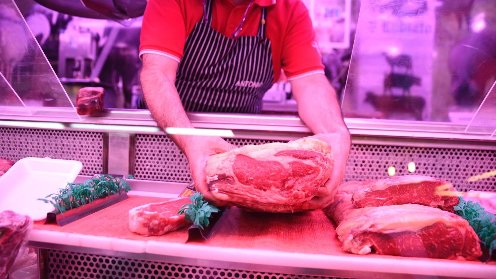 Madrid lidera el empleo en el comercio minorista con un aumento del 5% en abril