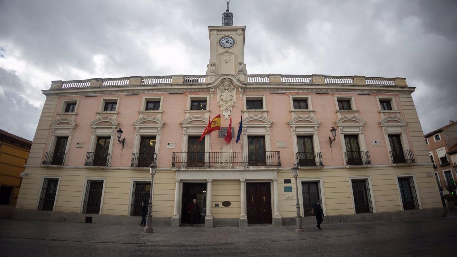 La Asociación Reyes Católicos desaprueba la gestión del Gobierno municipal de Alcalá