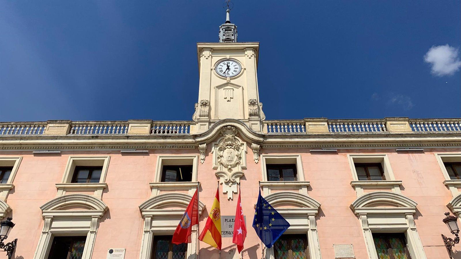 Alcalá de Henares: polémica por el nuevo precio de la natación para mayores