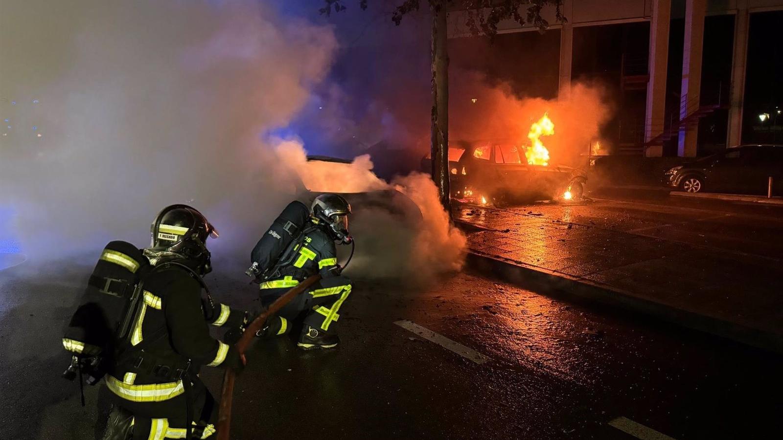 Suceso en Pozuelo: Un fuego devasta seis vehículos estacionados