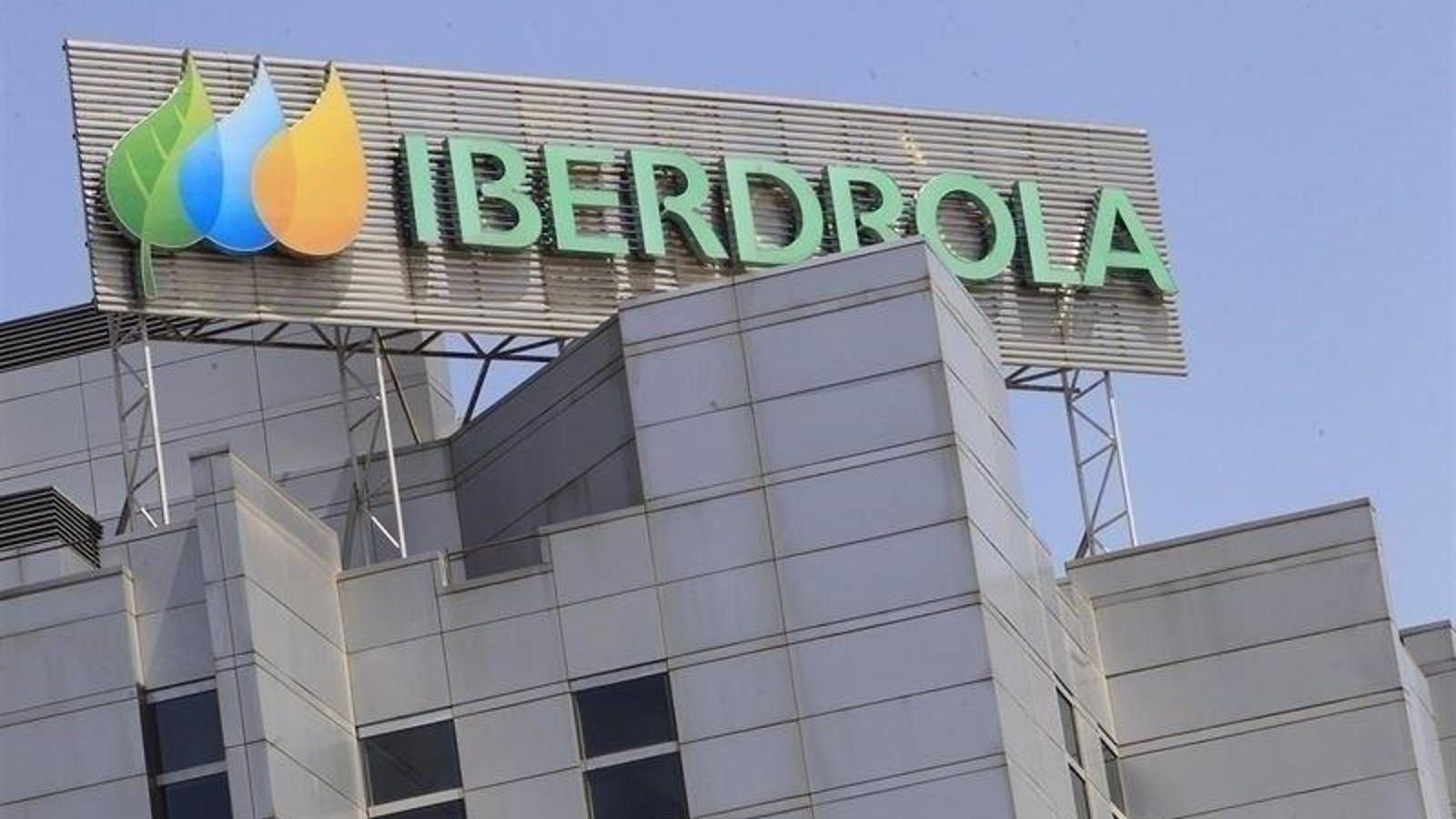 Iberdrola suministrará electricidad a la Red de Carreteras del Estado por 29 millones de euros