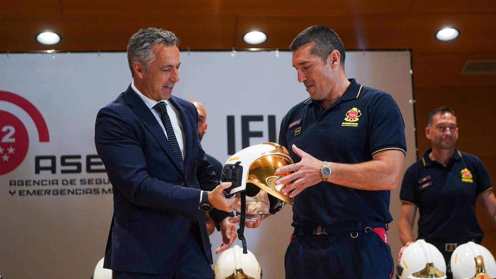 La Comunidad incorpora 33 nuevos jefes supervisores al Cuerpo de Bomberos