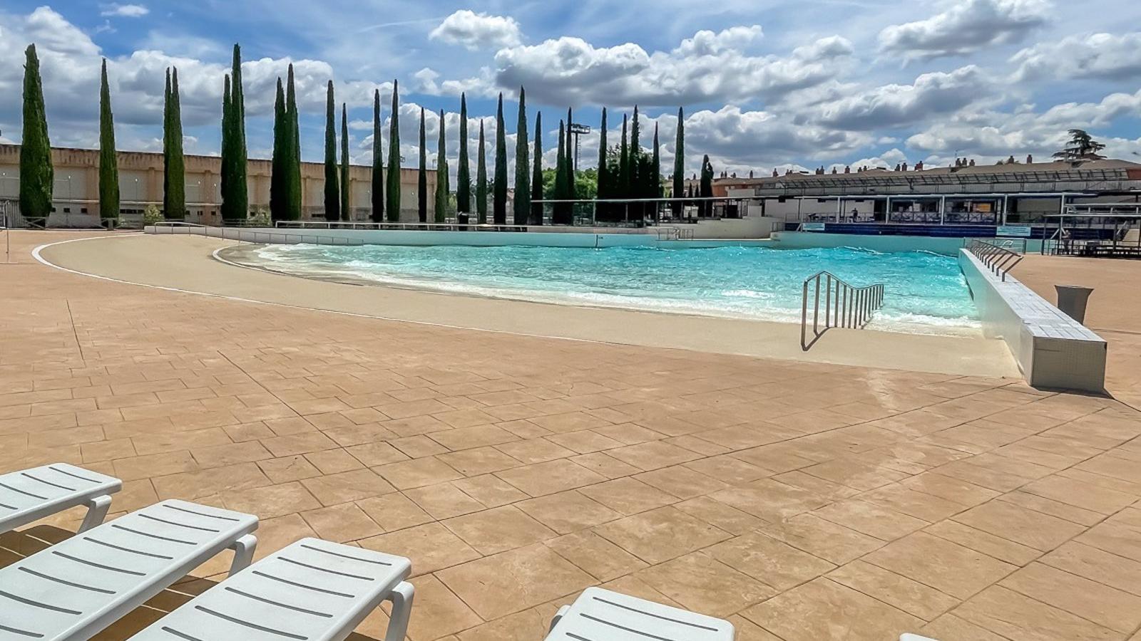 Torrejón de Ardoz abre sus piscinas municipales con precios congelados
