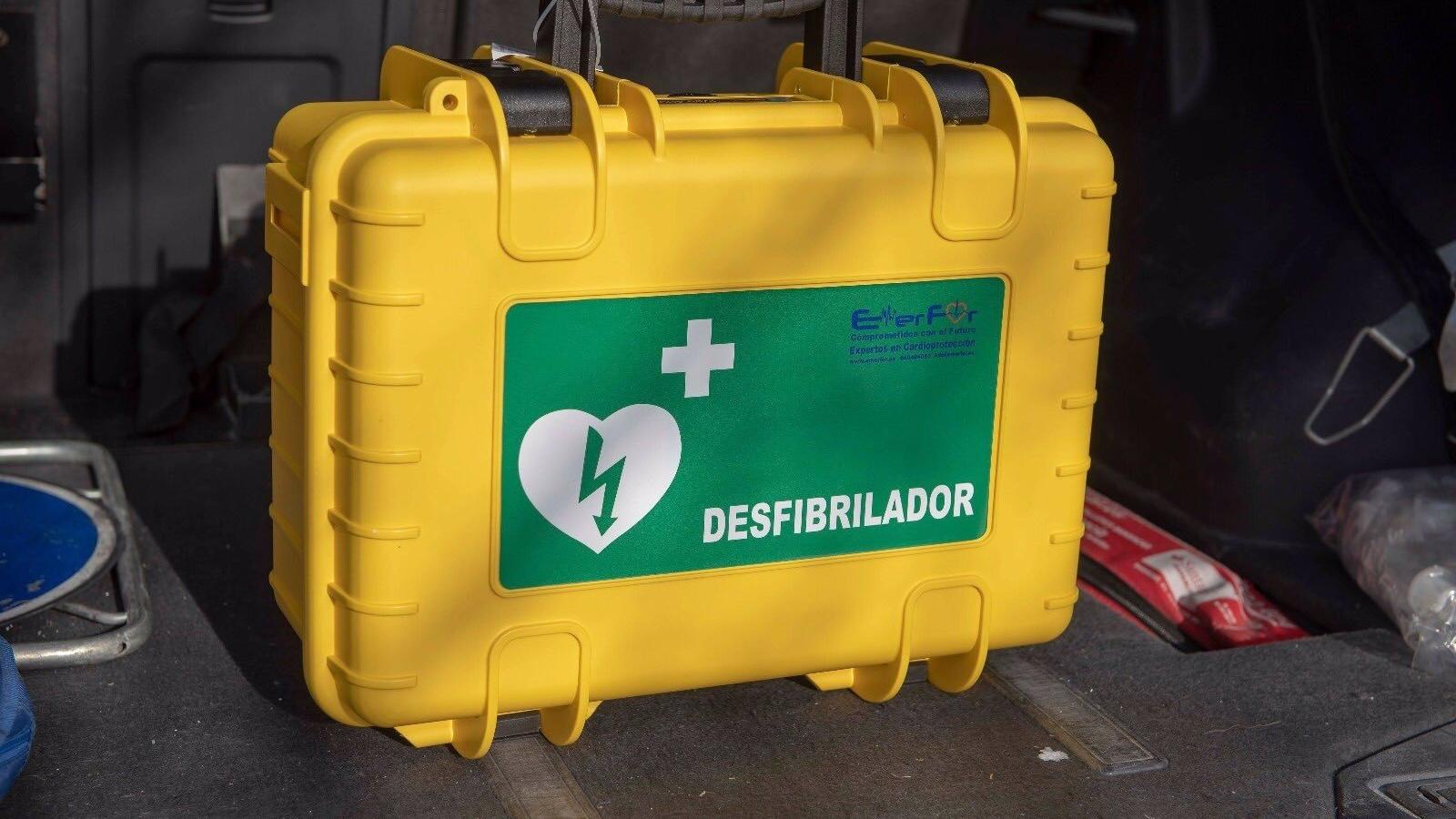 La Policía Local y sanitarios de Boadilla salvan la vida a un hombre tras sufrir un infarto en su casa