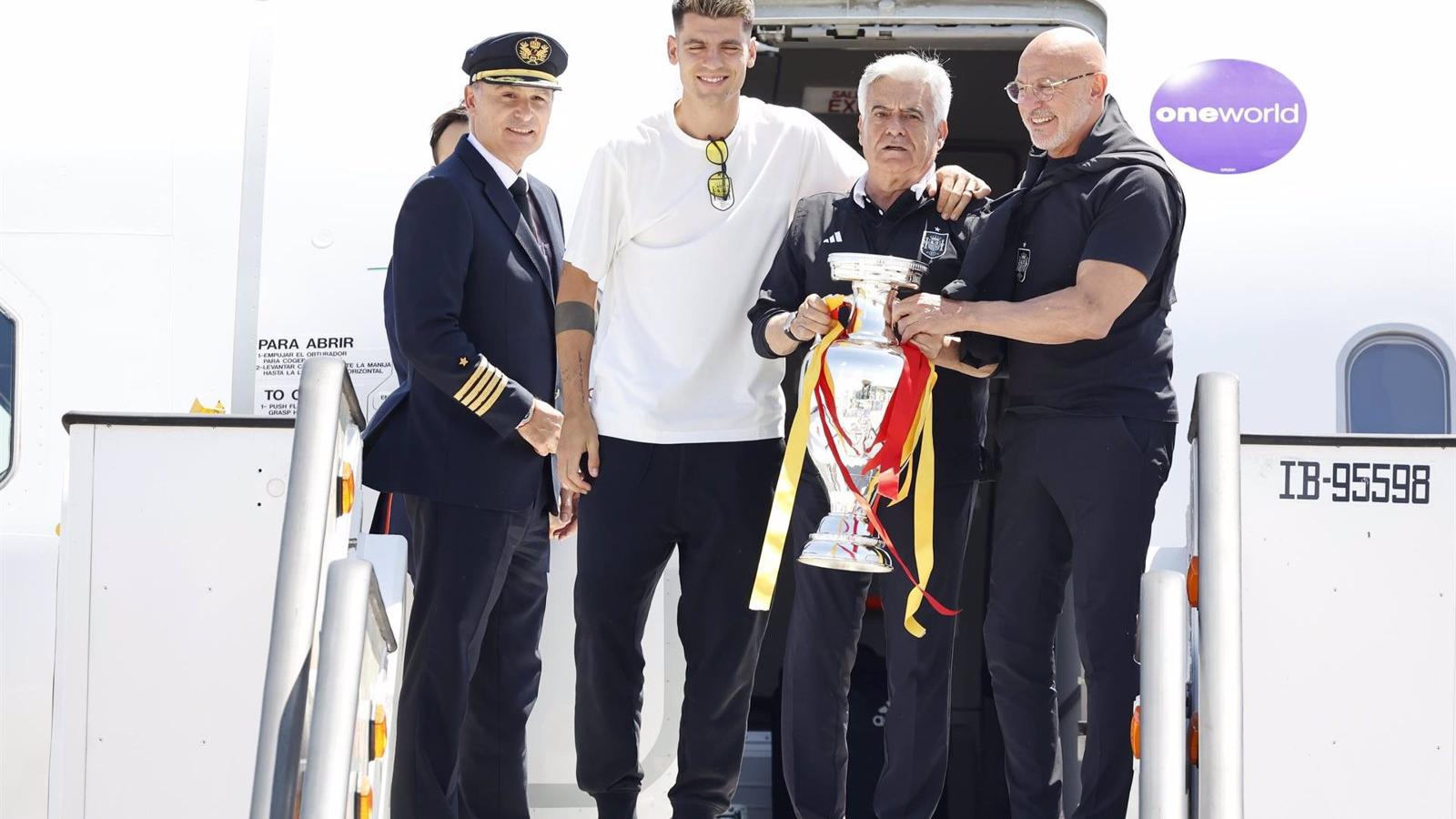  La selección española de fútbol regresa a Madrid con su cuarta Eurocopa