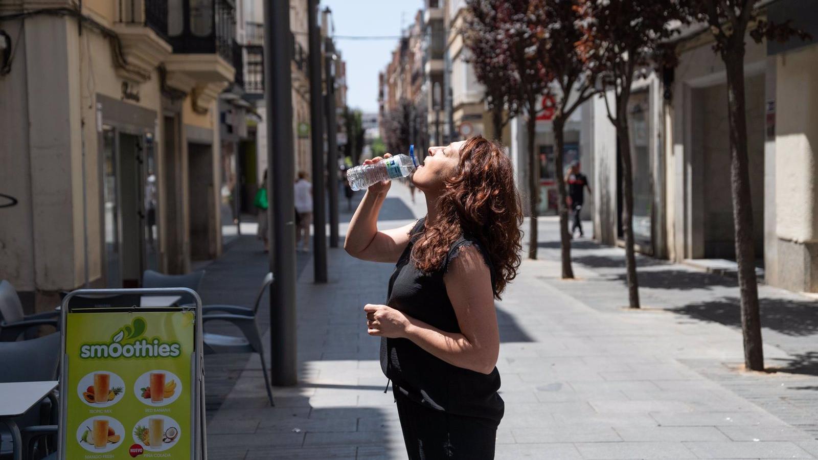  La ola de calor pone en alerta a 15 provincias y afecta al turismo en España
