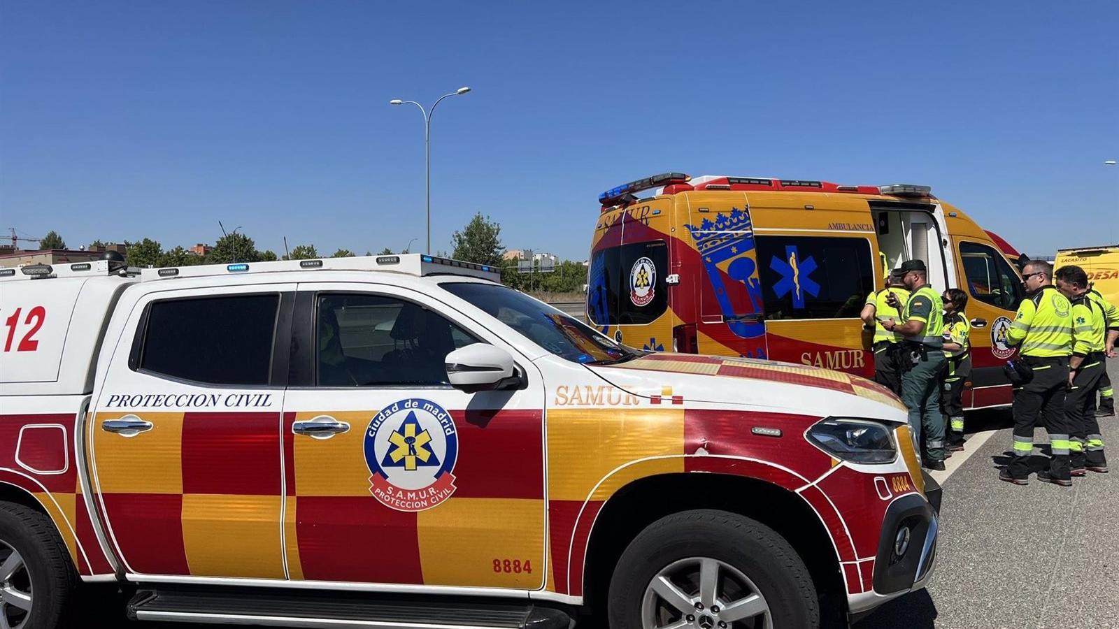 Dos camioneros heridos en una accidente en la A-3