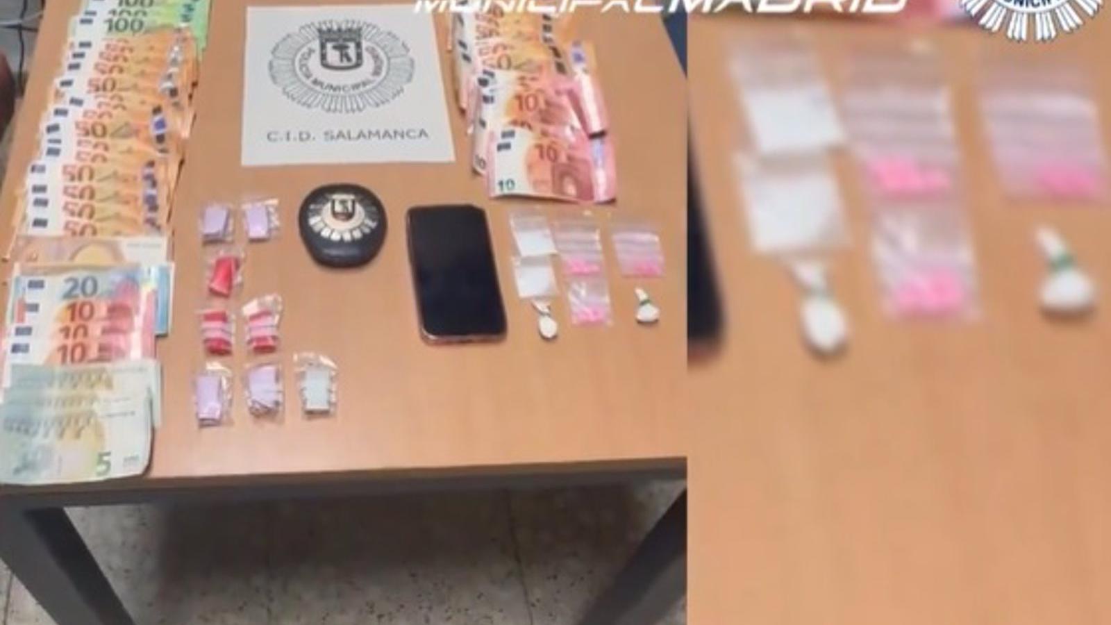 Dos hombres detenidos por tráfico de drogas en el distrito de Salamanca
