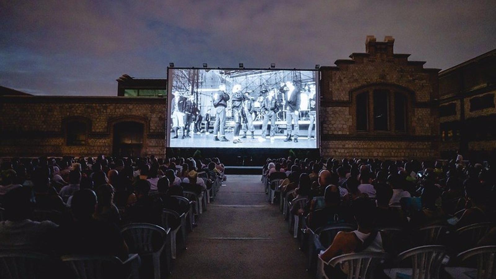 CinePlaza de verano atrae a más de 5.000 espectadores en Matadero Madrid