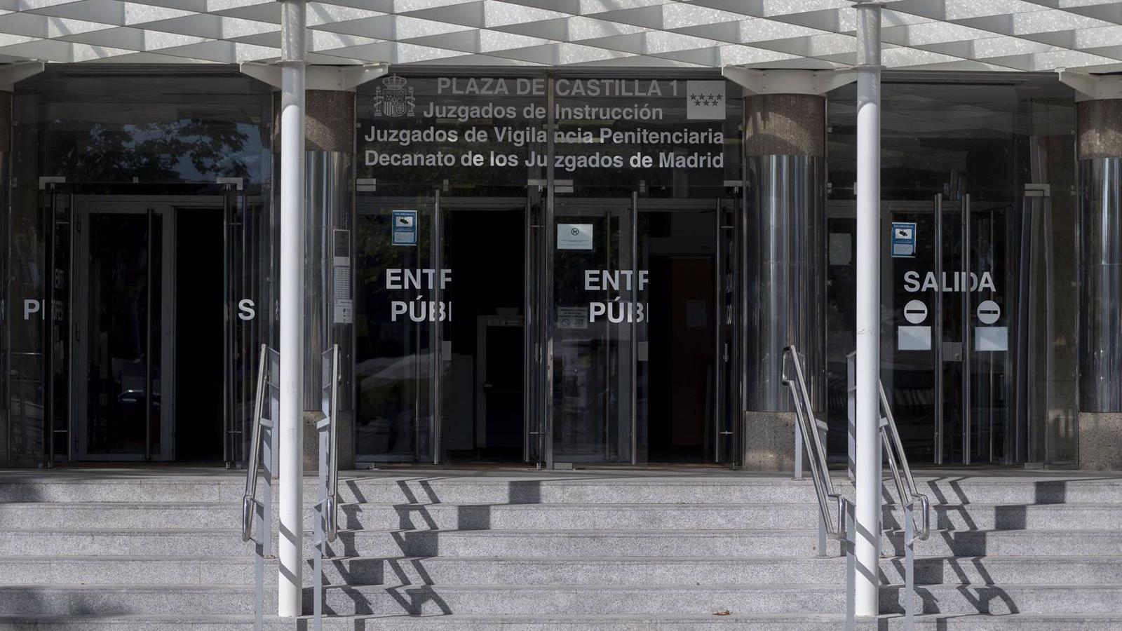 Prisión provisional para el detenido por el asesinato de su compañero de piso en Villa de Vallecas