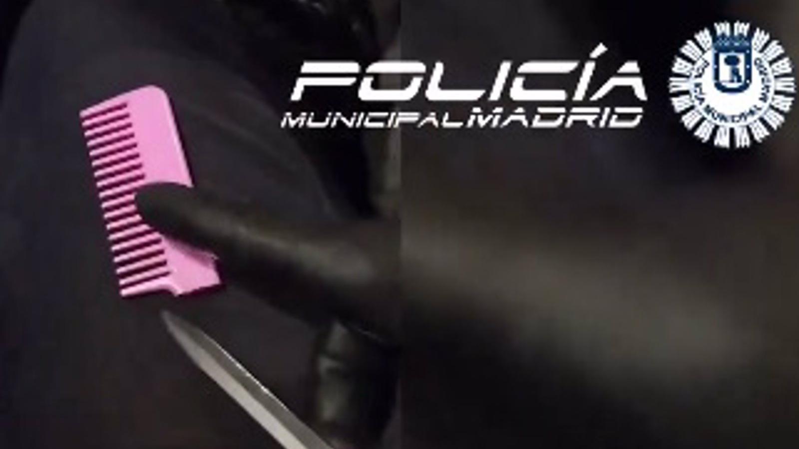 Detenida en un botellón en Puente de Vallecas una chica de 17 años con droga y un puñal escondido en un peine