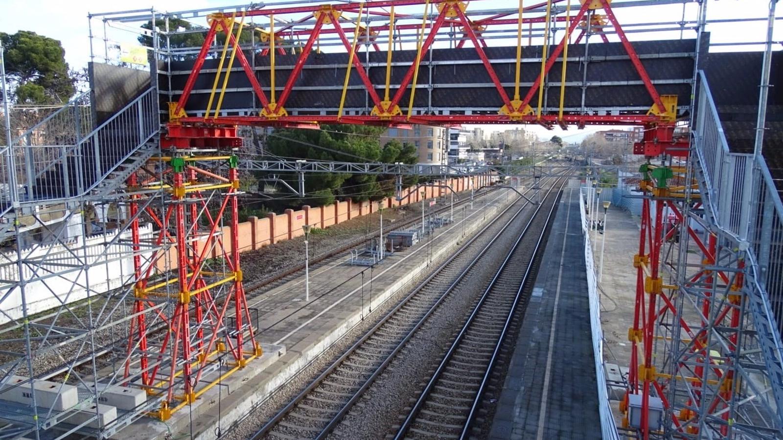 El PP de Alcalá de Henares critica el "silencio cómplice" del portavoz socialista ante los problemas en los trenes Cercanías