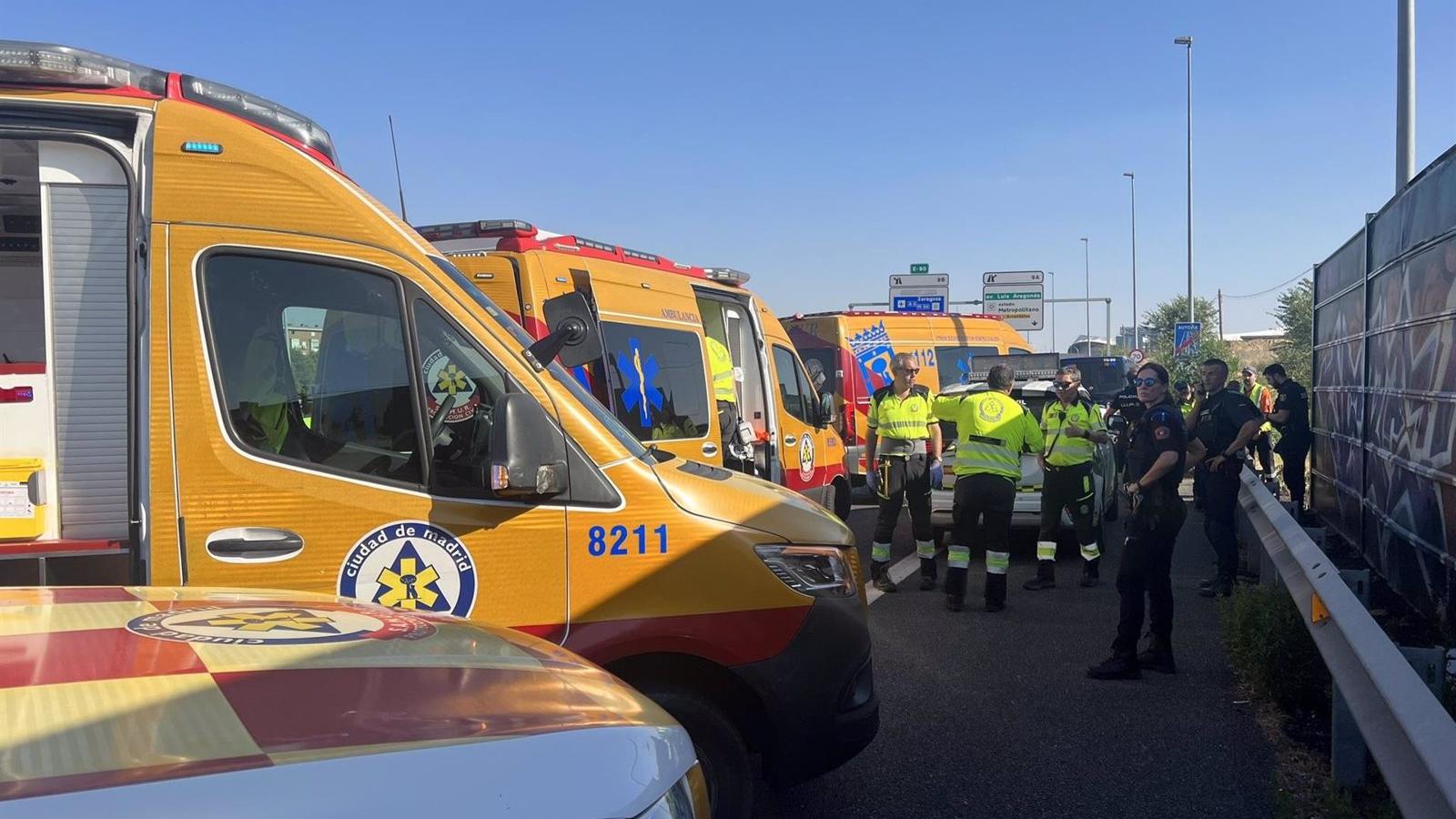 Herido muy grave al quemarse en una infravivienda en la M-40