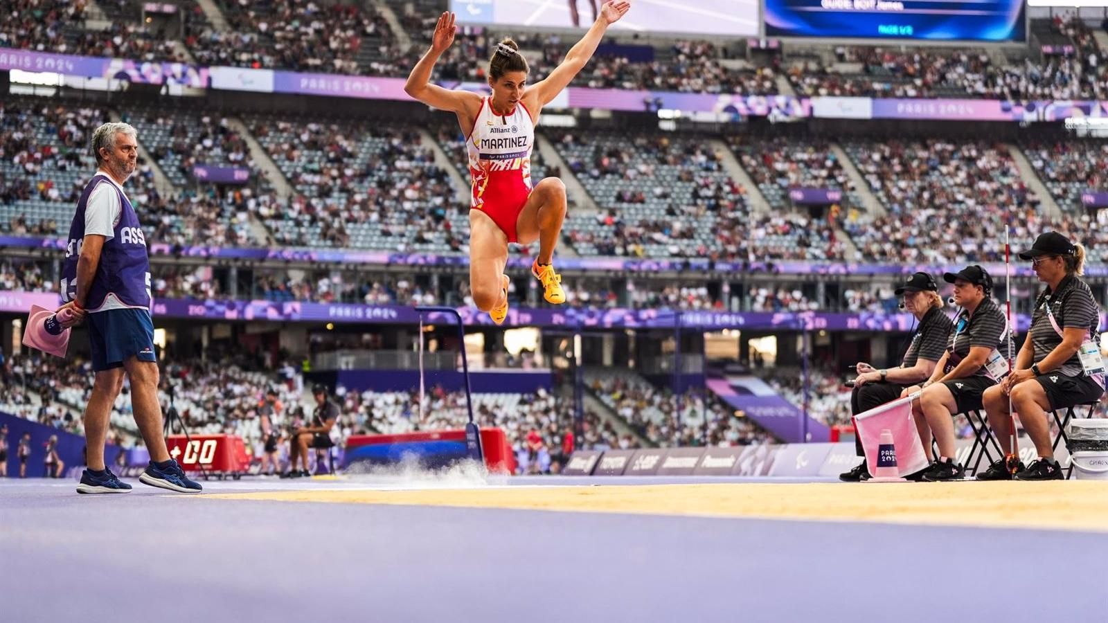 Sara Martínez se despide del atletismo con una plata en París