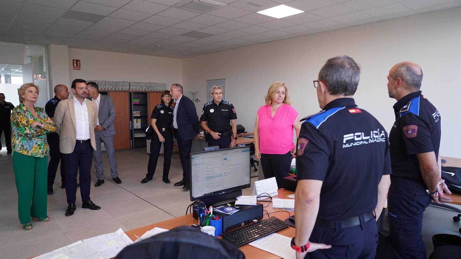 La nueva comisaría de Policía Municipal de Villa de Vallecas funciona a pleno rendimiento tras incorporarse sus 114 agentes